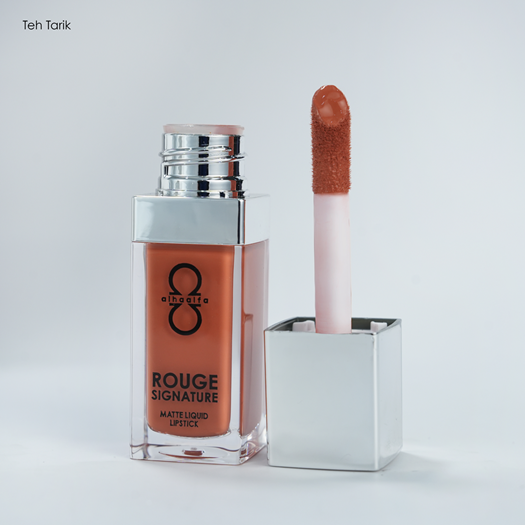 ROUGE SIGNATURE MATTE LIQUID LIPSTICK