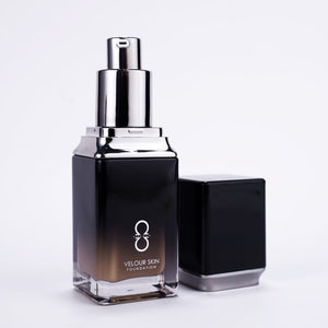 VELOUR FOUNDATION - VS30 LIGHT MEDIUM