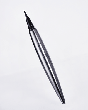 24H SUPER BLACK LIQUID EYELINER